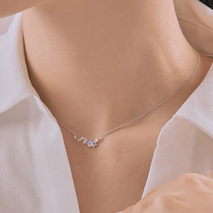 [925 SILVER] FLORAL MOONSTONE NECKLACE