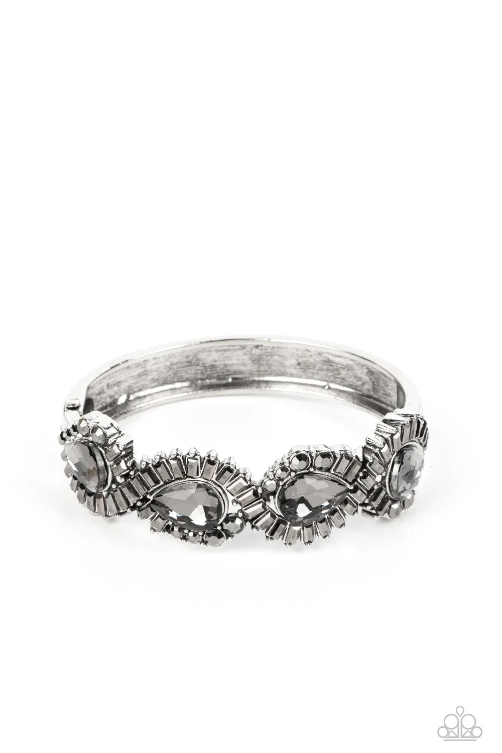 For the Win - Silver teardrop rhinestones bracelet