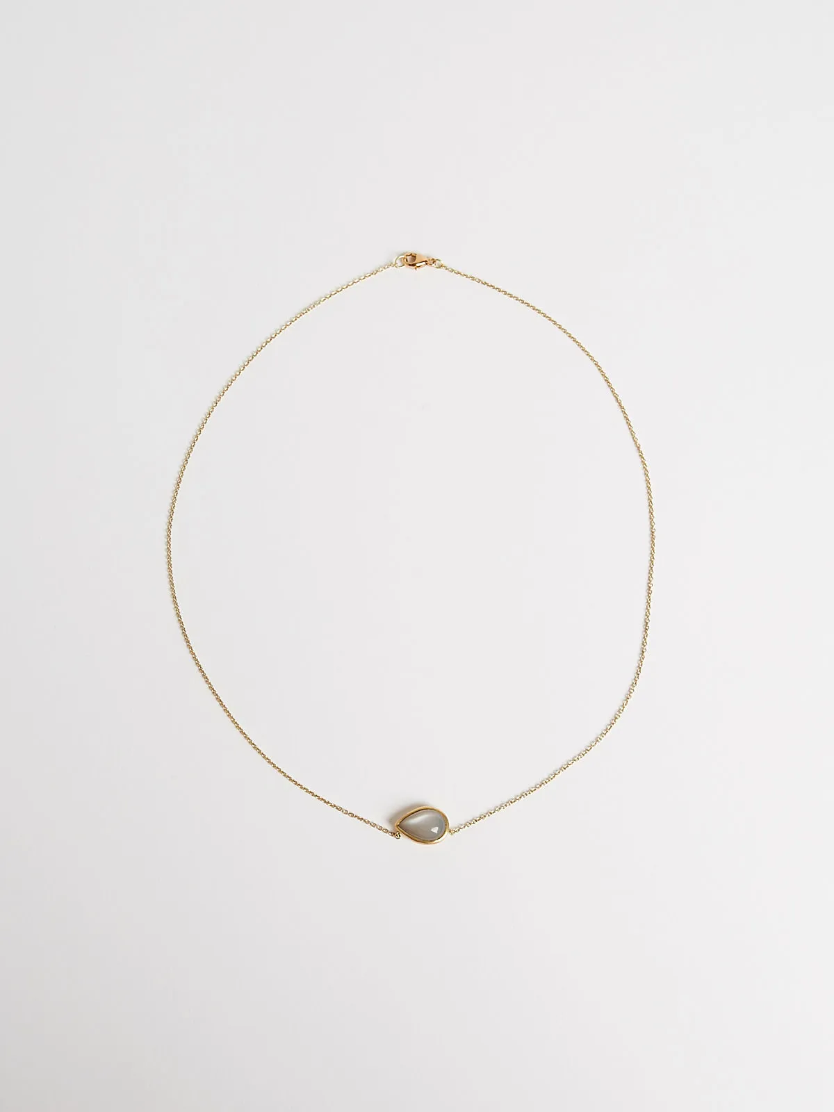 Necklace in 18k Yellow Gold with Grey Moonstone Pendant