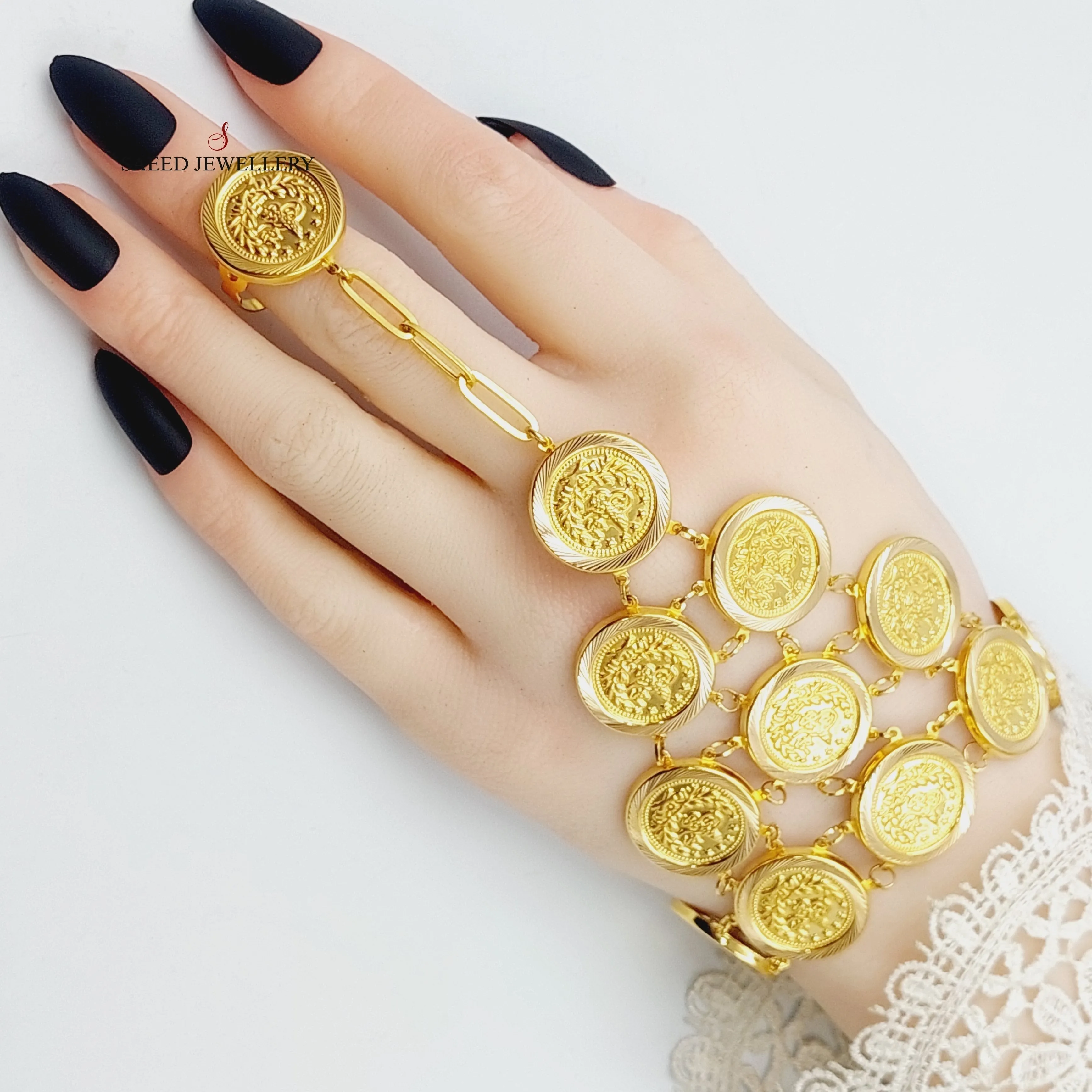 Rashadi Hand Bracelet