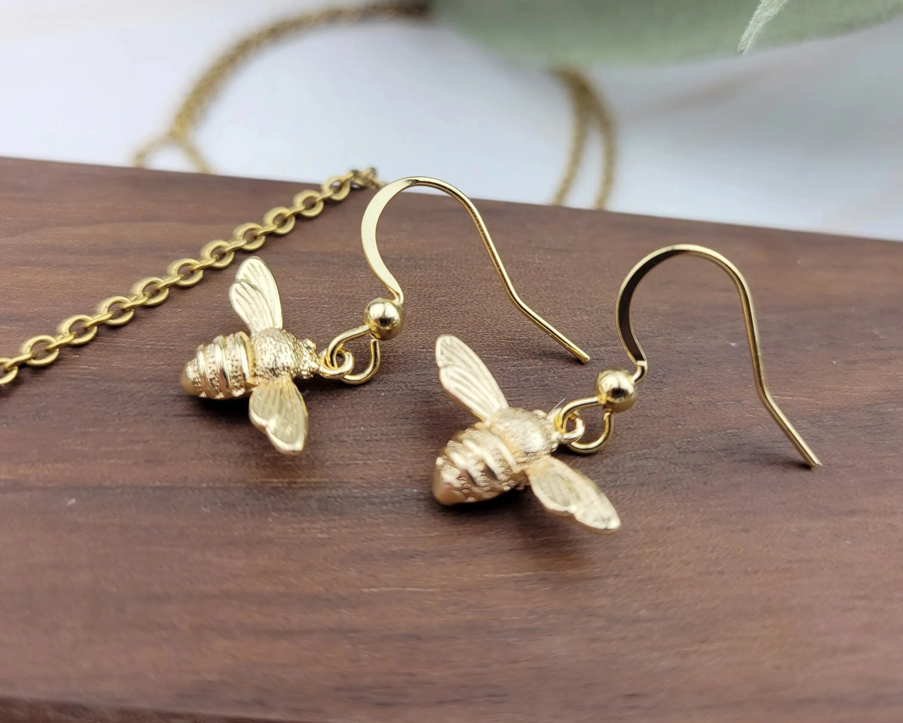 SpotLight Jewelry - 18k Gold Bee Jewelry Set - Bee Necklace and Earrings