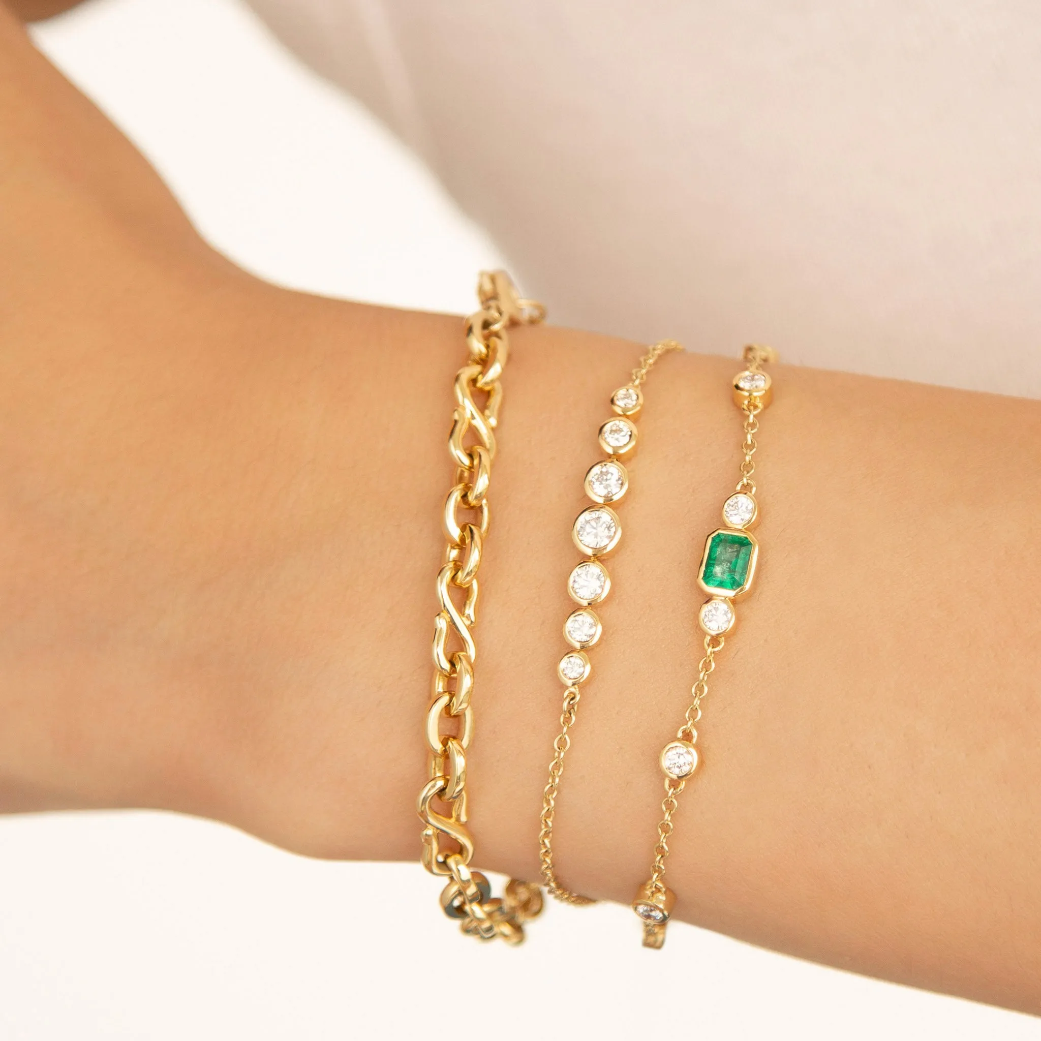 Staggered Diamond & Emerald Tennis Bracelet