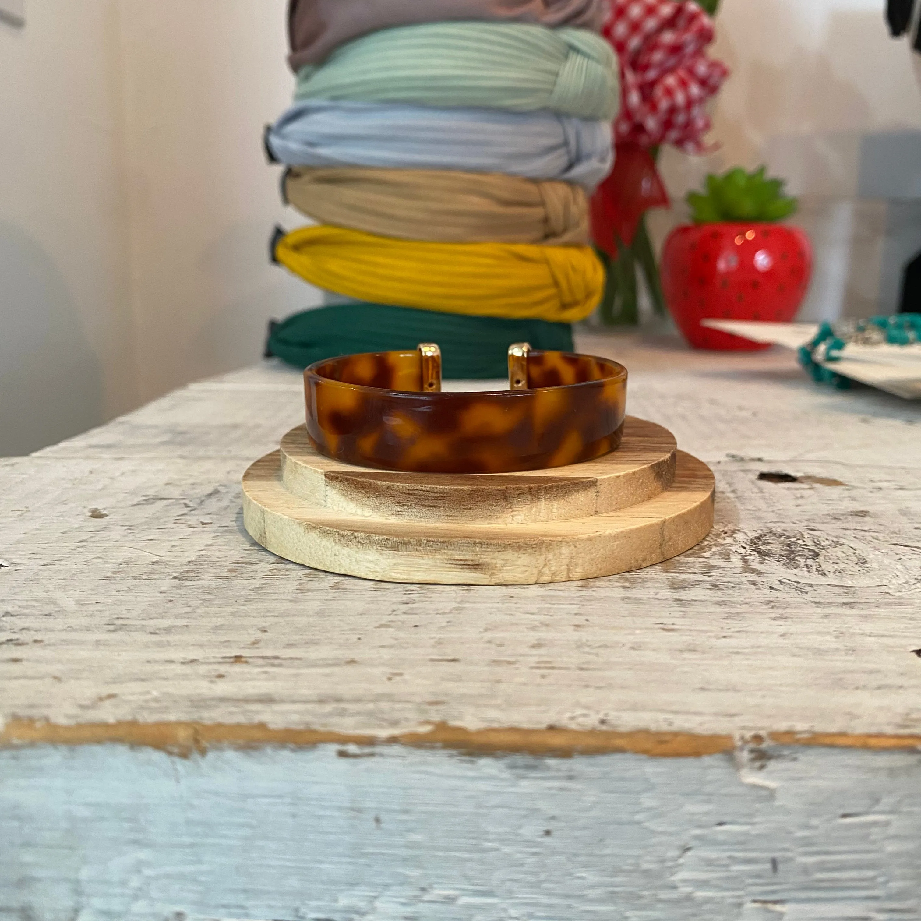 tortoise shell cellulose cuff