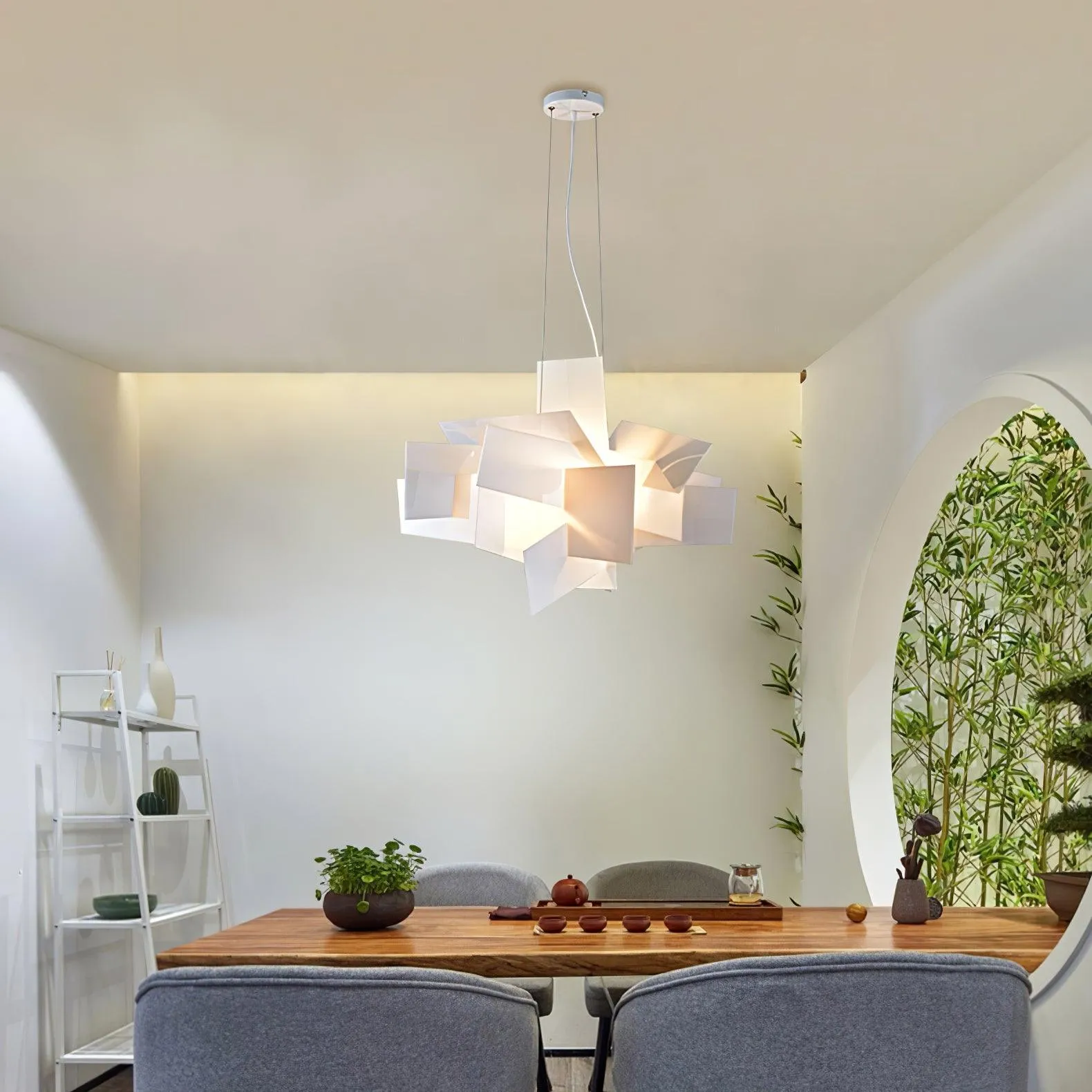 White Frato Pendant Lamp